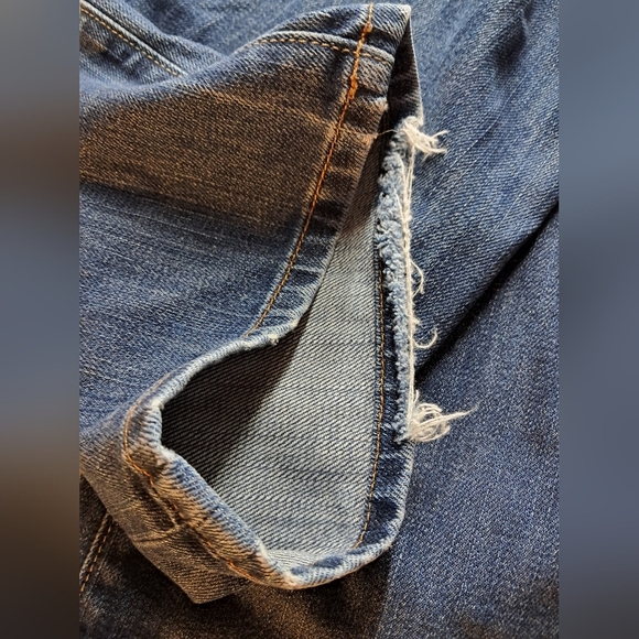Lucky Brand Blue Jeans The Art Of The Blue Jean Size 6/28 - Picture 15 of 15